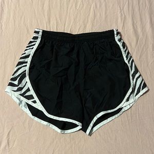 Lightweight breathable women’s jogging short